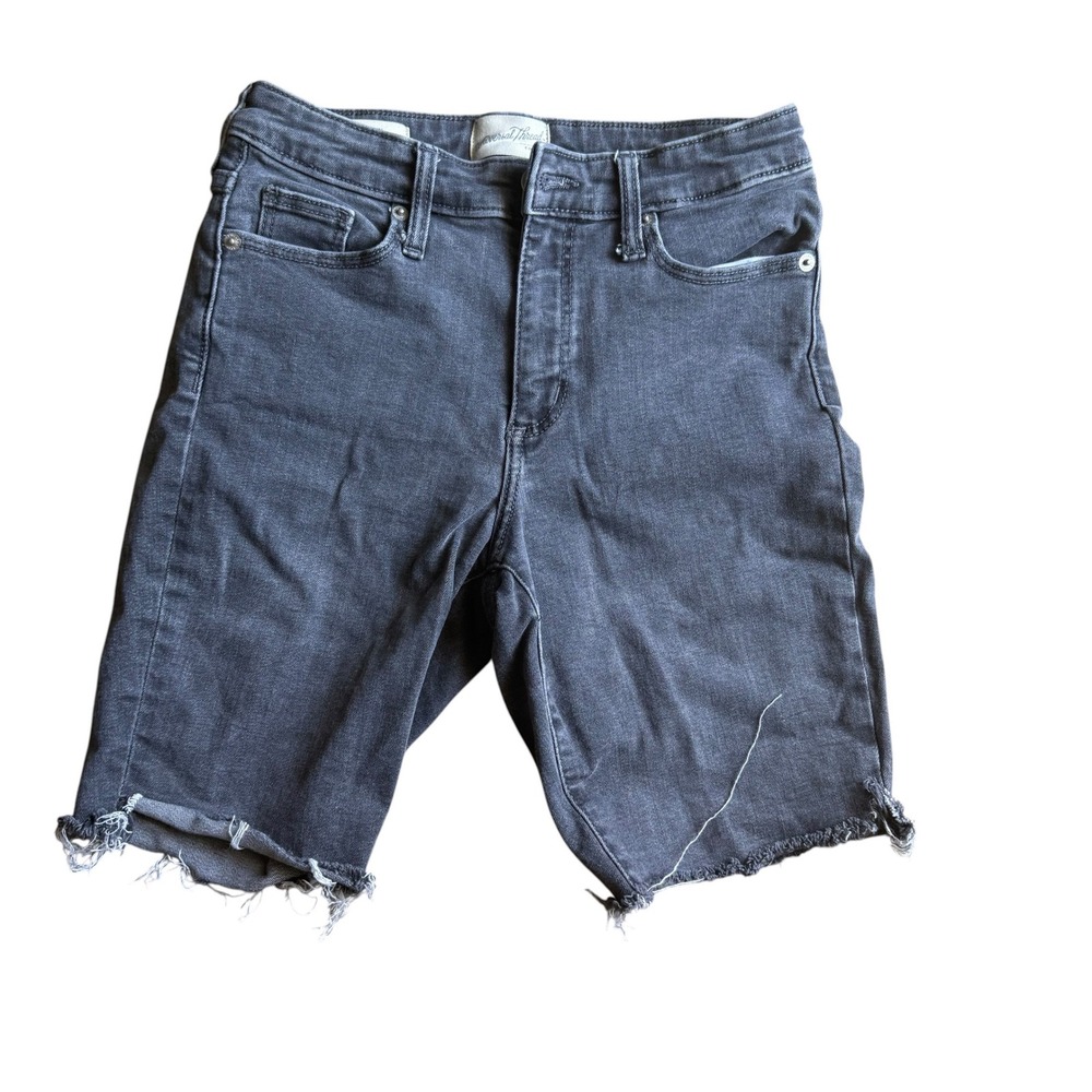 Universal Thread Bermuda Shorts Womens 0/25R Grey High Rise Raw Hem Denim